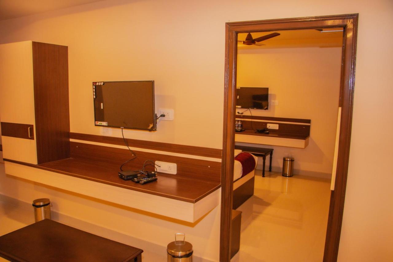 Hotel Mount View Comforts Tirupati Exterior foto