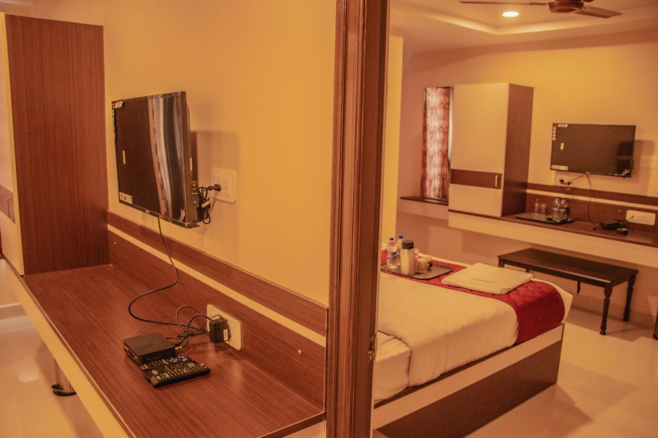 Hotel Mount View Comforts Tirupati Exterior foto