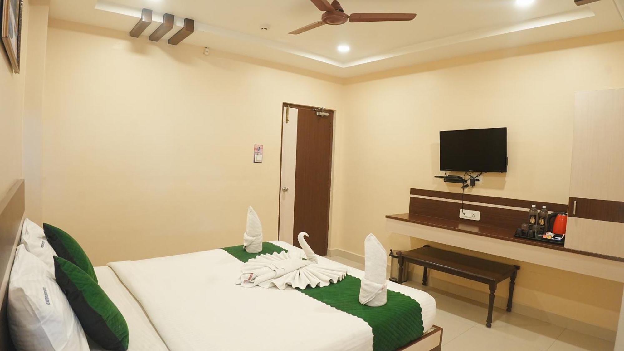 Hotel Mount View Comforts Tirupati Exterior foto